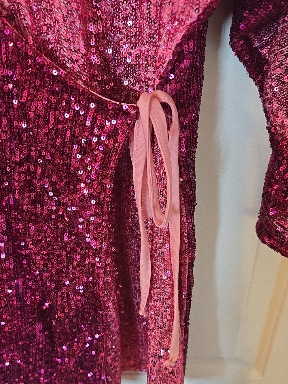 EASTNWEST LABEL Two Tone Sequin Dress - Picture 4 of 6